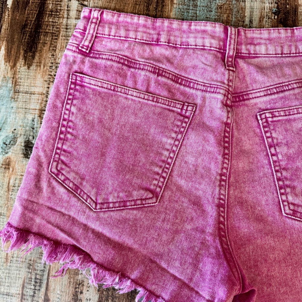 Women’s “Celebrity Pink” High-waisted Jean Shorts | #B8 - Picture 6 of 12